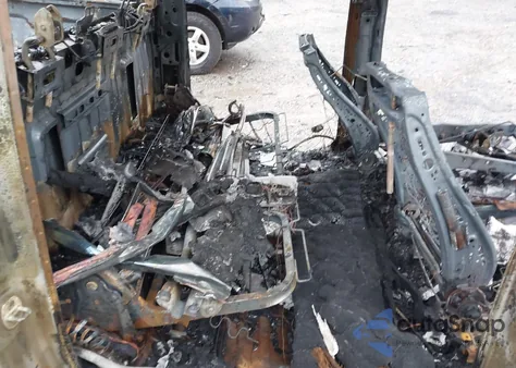 2019 Chevrolet Silverado 1500 Lt из США, поврежденный, VIN 1GCPWCED0KZ116422